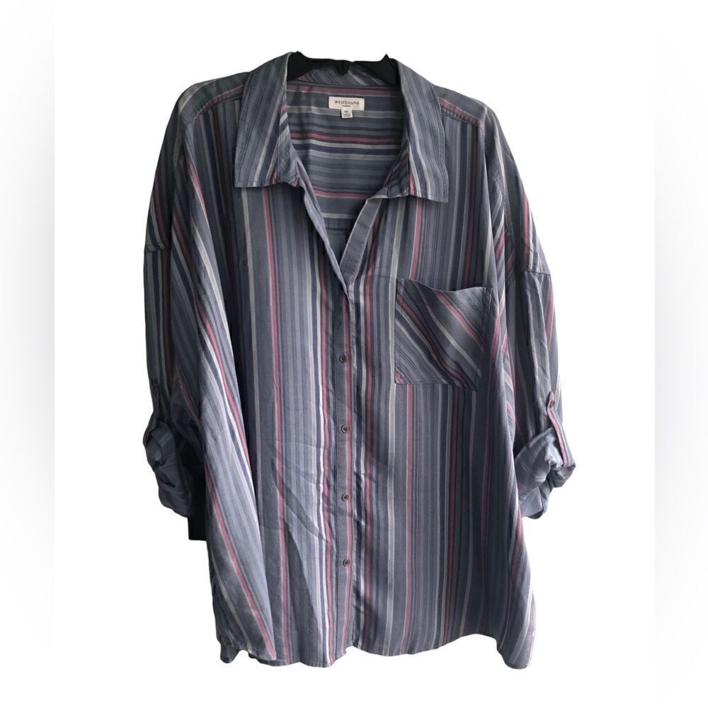 NWT Westbound Women’s Rolled-Up Sleeves Collar Front Button Closure Front Pocket